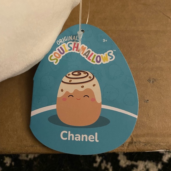 NWT 8” Chanel the cinnamon bun Squishmallow - Picture 4 of 5
